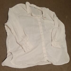 Old Navy Women's Cream Button-Down Shirt